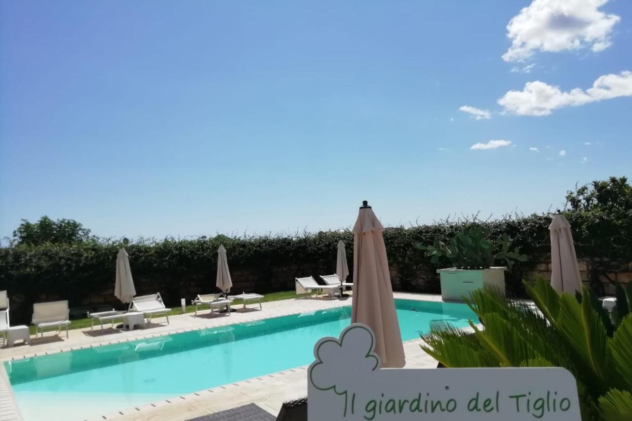 Il Giardino Del Tiglio Panzió Uggiano la Chiesa Kültér fotó