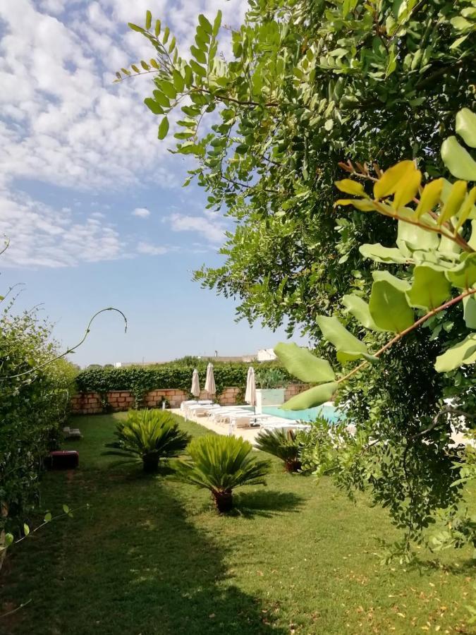 Il Giardino Del Tiglio Panzió Uggiano la Chiesa Kültér fotó